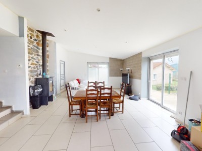 Maison en pierre - RETOURNAC - 151 m2 - VENDU