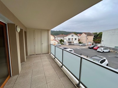 APPARTEMENT T3 - AUREC SUR LOIRE - 76.3 m2 - VENDU