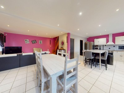 MAISON A VENDRE - LES VILLETTES - 175 m2 - 249�000�&euro;