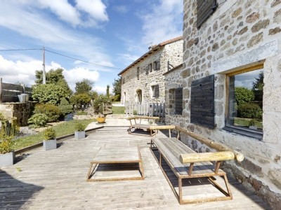 MAISON - MONISTROL SUR LOIRE - 460 m2 - VENDU