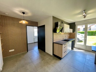 APPARTEMENT T2 - AUREC SUR LOIRE - 32.87 m2 - VENDU